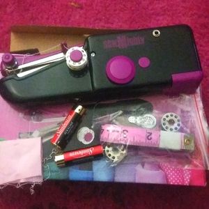 ACCESSORIES/ SEWING MACHINE